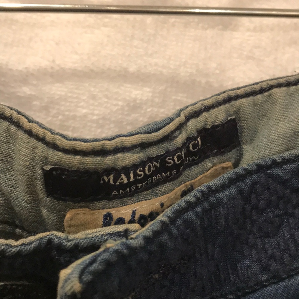 Jeans - Picture 2 of 4